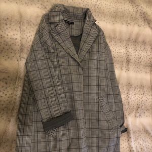 Kendall & Kylie Oversized Plaid Blazer